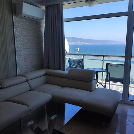 Deluxe Gallery 2 Apartament Słoneczny Brzeg