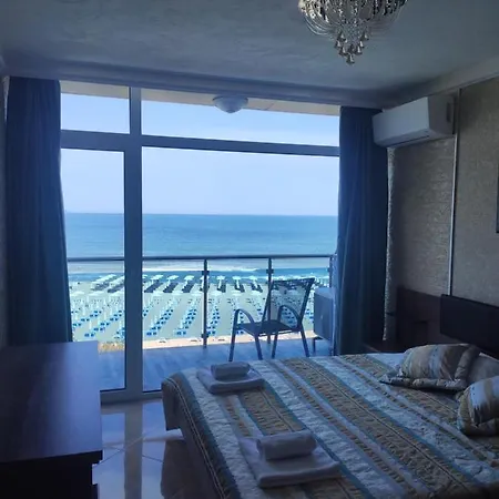 Deluxe Gallery 2 Apartament Słoneczny Brzeg