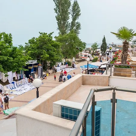 Apartament Deluxe Gallery 2 *