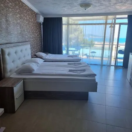 Deluxe Gallery 2 Апартаменты