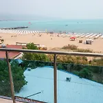 Deluxe Gallery 2 Sluneční pobřeží