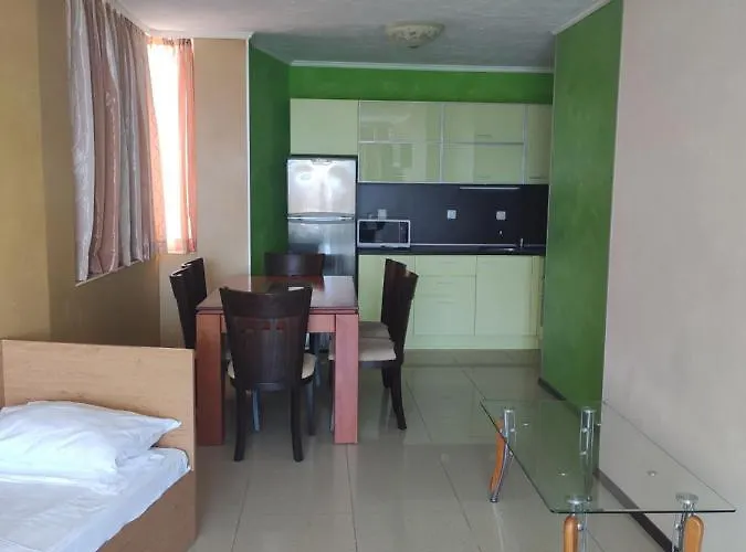 Διαμέρισμα Deluxe Gallery 2 *