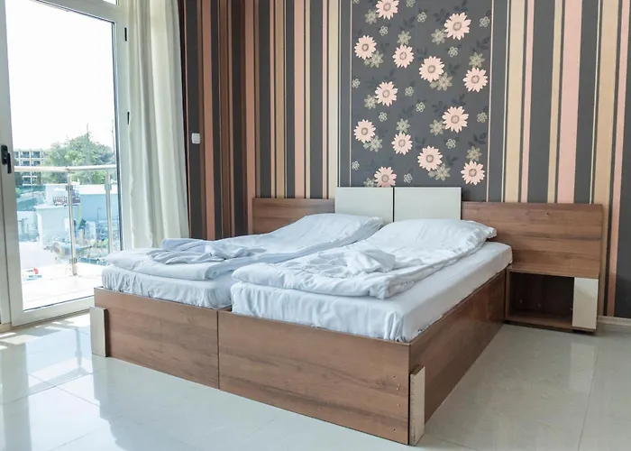 Deluxe Gallery 2 * Σάνι Μπιτς