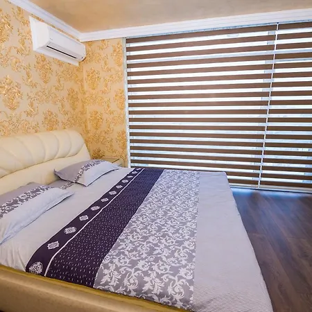 דירה Deluxe Gallery 2 סאני ביץ'