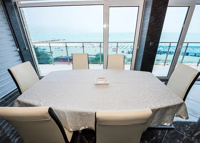 Deluxe Gallery 2 アパート サニービーチ